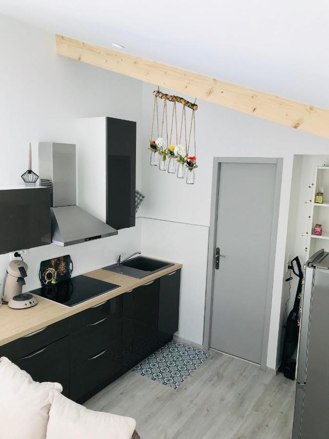 Studio Cosy Aux Facs! Bed & Breakfast Dijon Bagian luar foto